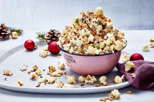 PICKERD_White-Gingerbread-Popcorn.jpg
