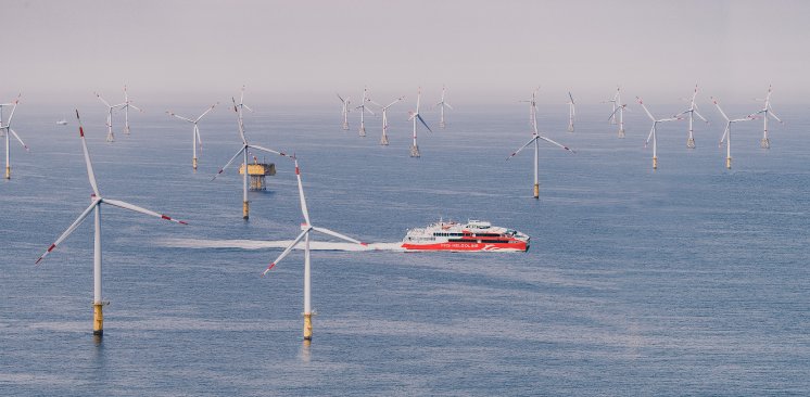 FRS Helgoline_Halunder JEt_Offshore_Copyright FRS Helgoline - Foto Raake_Filter.jpg