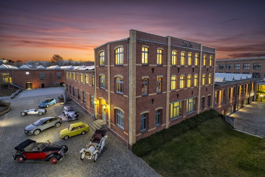 August Horch Museum mit Fahrzeugen (C) Stefan Warter.jpg