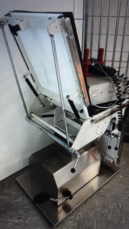 Schrottentsorgen in Unna beim mobilen Schrotthändler.jpg