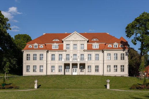 csm_Schlosshotel_Neustrelitz_f7a0a8de36.jpg