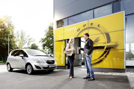 Für Meriva und Co.: Opel FlexCare bietet Neu- und Vorführwagenkunden eine Anschlussgarantie ohne Zuzahlung sowie einen europaweiten Mobilservice © GM Company