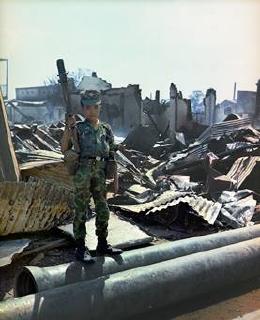 Kindersoldat (Vietnam 1968). © Foto: U.S. Signal Corps/public domain