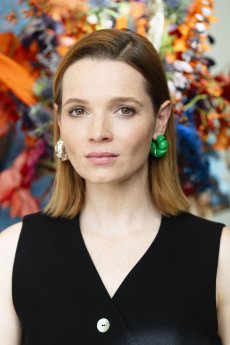 Karoline Herfurth by Anne Wilk_1.jpg