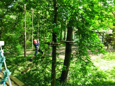 Saison-Eröffnung: Kletterspaß im Hochseilgarten für 9- bis 14-Jährige