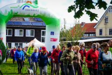 Walkende Menge beim Oberharzer Nordic Walking aktiv Cup im Oberharz