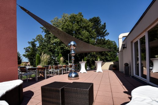 Obere Terrasse 01.jpg