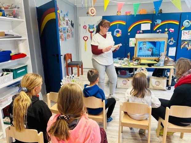 Lesung Deichkrönchen Greetsiel.JPG