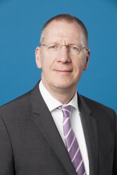 Prof. Christoph Röcken (UKSH Kiel).jpg