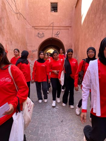 08_AHAM_Start_Teilnehmerinnen_auf_dem_Weg_nach_Riad_AnaYela