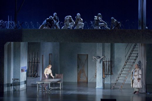 DIE WALKÜRE_Premiere 07.12.13_Christiane Libor und Guy Mannheim_Oper Leipzig_Foto Tom Schul.JPG