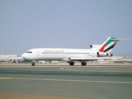 Emirates Boeing 727 Dubai.jpg