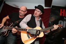 Miha und Diebo action