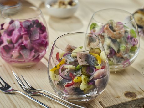 25-11 Friesenkrone Seafood Star Küstensalate Apfel Gemuese Roter Heringss Buesumer.jpg