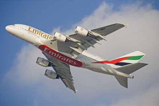 Emirates Airbus A380.jpg