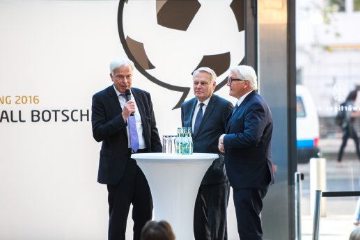 Außenminister Deutschland und Frankriech im Talk mit Rainer Holzschuh.jpg
