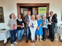 Ehrung im Mercatorzimmer (von links): Nicole Feddersen, Ulrike Bien, OB Sören Link, Dr. Gabriele Weber, Dr. Barbara Herbrandt, Dr. Gudrun Sommers, Frank Brüggemann (Novitas BKK)