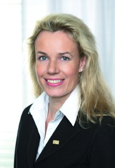 BÄRO Dr.-Sandra-Kossmann.jpg