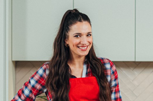1_Sally_Oezcan.jpg