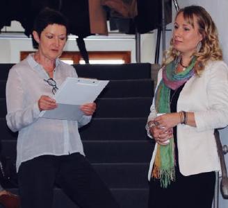 V.l.: Laudatorin Doris Weilandt mit Susen Reuter | Foto © Susen Reuter