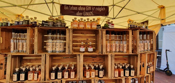 Kunsthandwerkermarkt1 (2).jpg