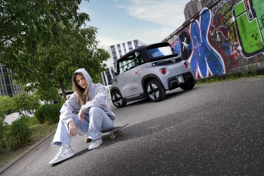 KlarmutigunverwechselbarNeuerOpelRocksabsofortbestellbar (8).jpg