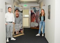 Die Mitarbeiterinnen und Mitarbeiter der BKK ProVita im Service-Center München im Rotkreuzplatz 8 freuen sich auf den Besuch von Versicherten und Interessierten