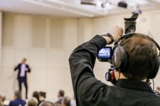 Die TI-Conference informiert parallel zur TI-Expo über Themen wie Energieeffizienz, Nachhaltigkeit, Normen, Digitalisierung und Finanzierung.