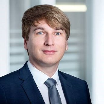 Oliver T. Letzner co~ight Caro Hoene.jpg