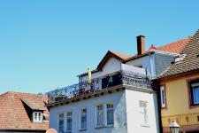 Der Balkon auf dem Dach bringt Urlaubsfeeling pur für zuhause.