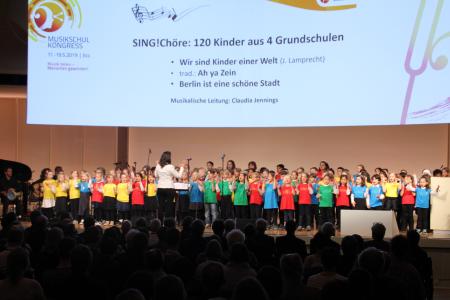 Sing!Chöre mit 120 Kindern aus 120 Berliner Grundschulen; Bildungsprogramm SING! des Rundfunkchores Berlin: Eröffnung des 25. Musikschulkongresses am 17. Mai 2019 in Berlin / Foto: VdM/Heiderich