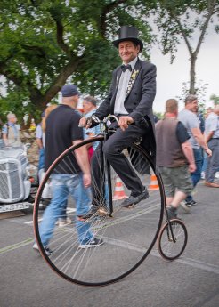 InnovationausTraditionOpelaufdemKlassikertreffenRsselsheim (5).jpg