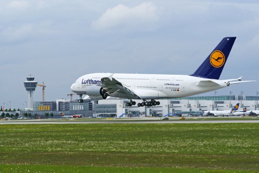 20180313_PM_Erste_Landung_A380_München.jpg