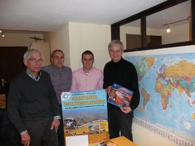 Über die neue Partnerschaft für FLY & HELP freuen sich (v.l.n.r.): Ralph Herberholz, Frank Hartmann, Florian Hartmann und Reiner Meutsch.