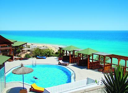 Das Ressort Monte Marina Playa auf Fuerteventura. Hier haben – in einem abgegrenzten Appartement-Bereich - nur FKK-Gäste Zutritt. Reisende, die das nicht möchten, wohnen räumlich getrennt im Hotel. Weil alles im Prospekt beschrieben ist, gibt es keinen Grund für Reisemängel