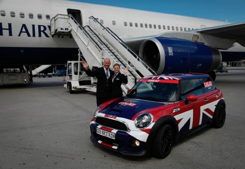 Der GREAT Britain MINI zu Besuch bei British Airways am Frankfurt Airport_b.jpg
