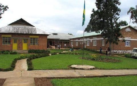 Haupteingang des adventistischen Krankenhauses in Mugonero © Foto: www.mugonero.org