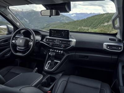 PEUGEOT Landtrek erobert den lateinamerikanischen Kontinent und eröffnet der Löwenmarke neue Märkte.