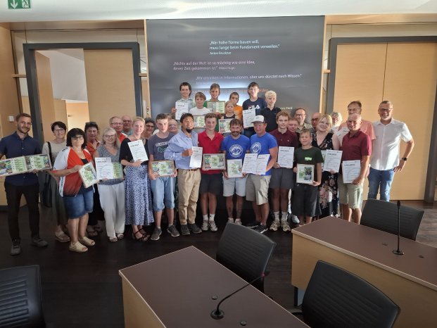Gruppenfoto Preisträger.jpg