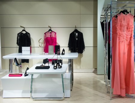 Neue Abendmodeabteilung Breuninger Düsseldorf_ (3).jpg