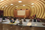 Rückentraining und Yoga für die Mitarbeiter wurde am Aktionstag von WeberHaus angeboten