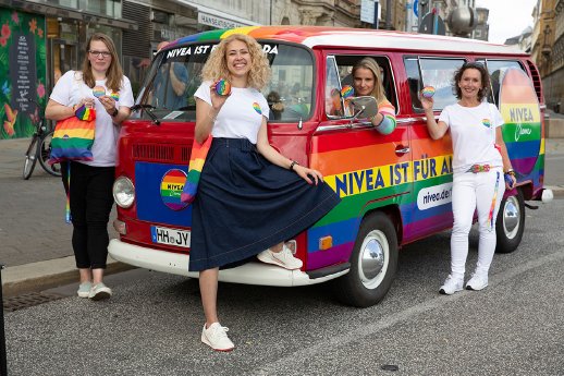Be You @Beiersdorf Pride Week 2020.jpg