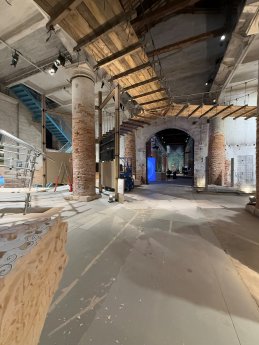 Brücke_Architekturbiennale Venedig_Foto Oliver Elser.jpg
