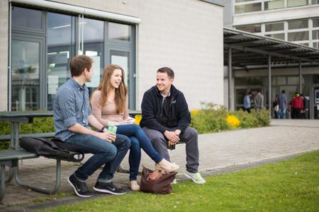 Studierende an der Hochschule Ludwigshafen am Rhein / Foto: HS Ludwigshafen