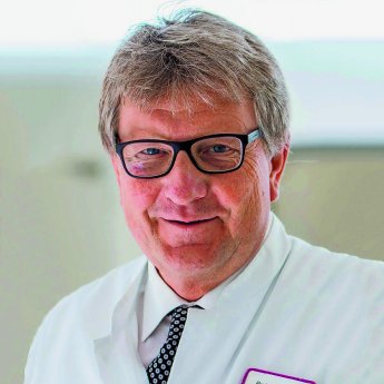 Portrait_Prof-Dr-Michael-Boehm_UKS_Armin-Schweitzer.jpg