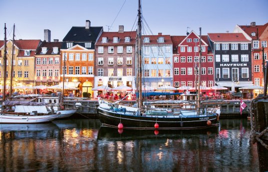 Copenhagen Nyhavn_FTI Touristik_Copyright Getty Images.jpg