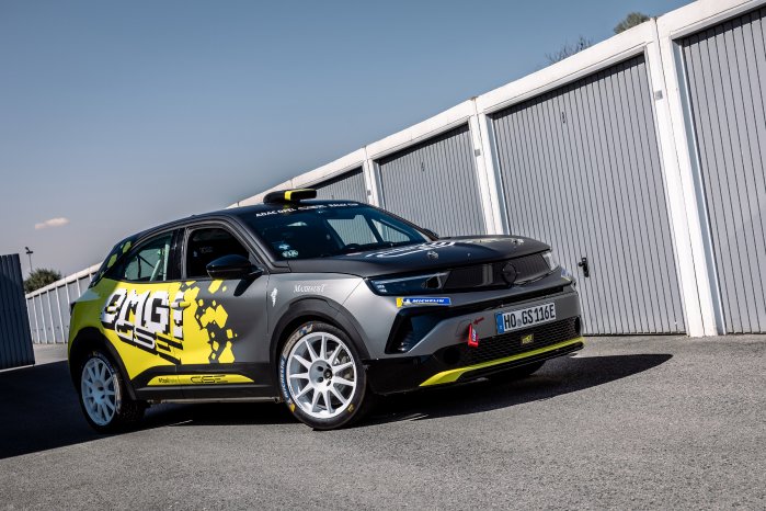 formel-e-trifft-elektro-rallye-sophia-floersch-startet-im-adac-opel-gse-rally-cup (5).jpg