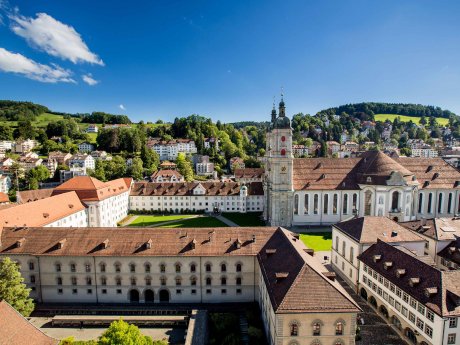 St-Gallen_Luftaufnahme-Stiftsbezirk.jpg