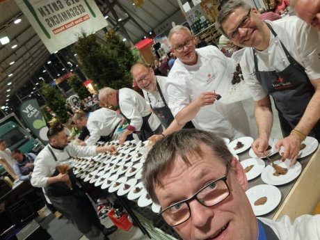 Die%20Chef%20Alliance%.jpg&fileId=5012825&x=1920&y=1080&a=true&etag=f0adf2057320e4ff2034ddb3994e454f