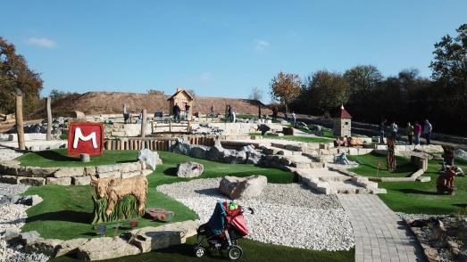 Erlebnis von der neuen "Landlust"-Sanitäroase bis zum Fun-Park